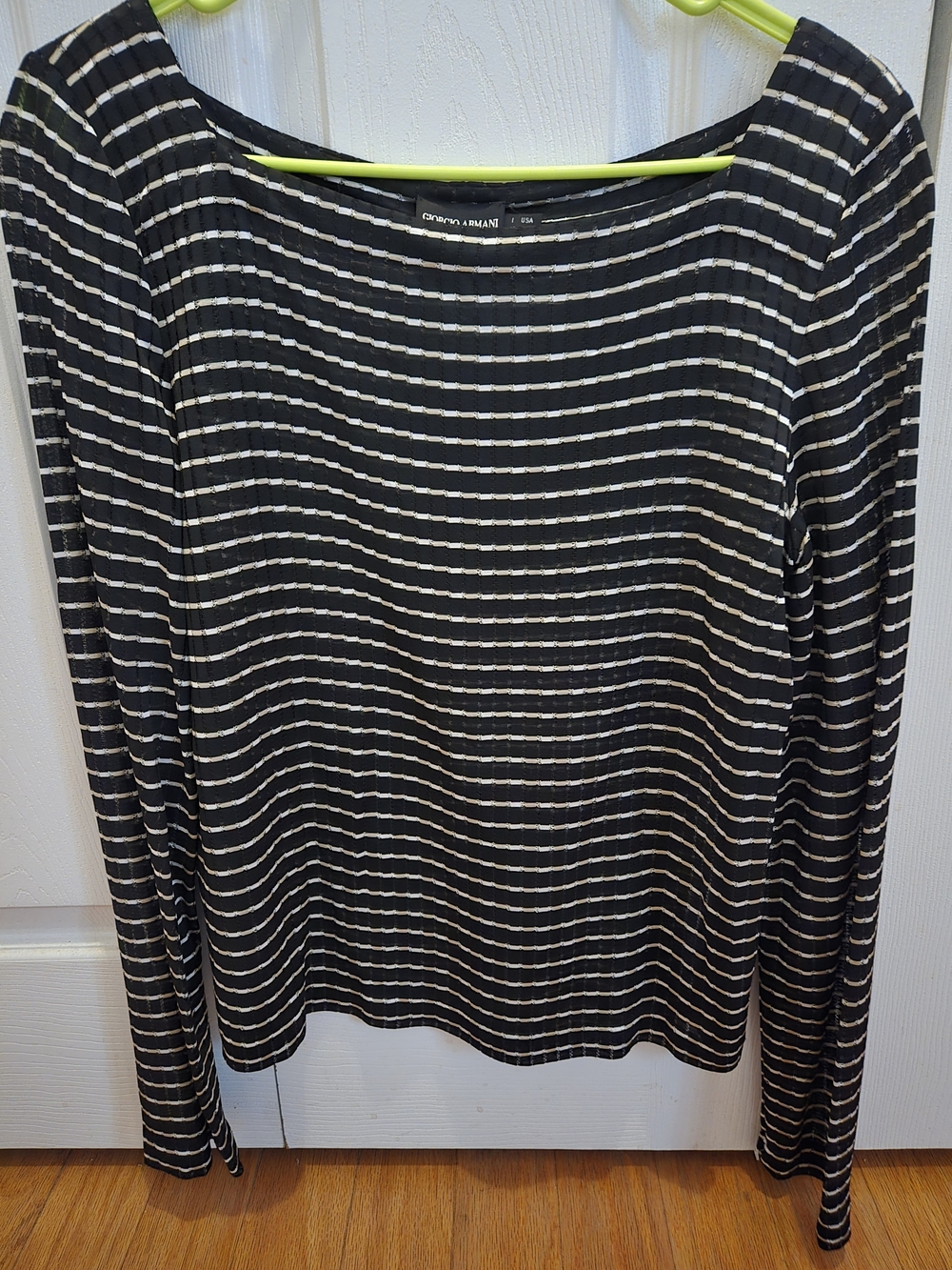 NWOT: Giorgio Armani Striped Knit Long Sleeve Top Black White Scoop Neck: 12